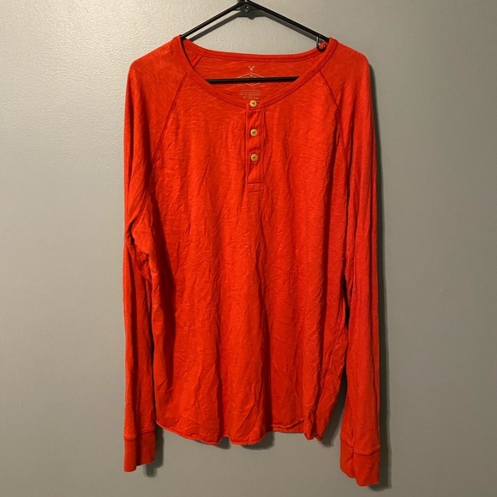 3/$20 American Eagle shirt size Extra Large